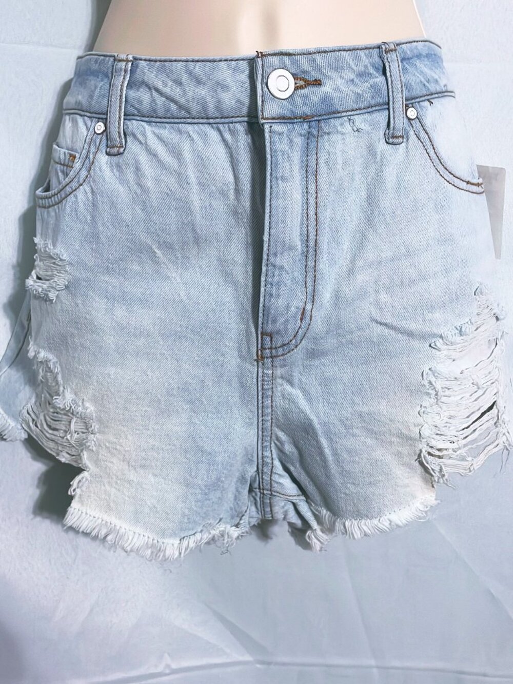 Ci Sono Distressed Denim Shorts Size L